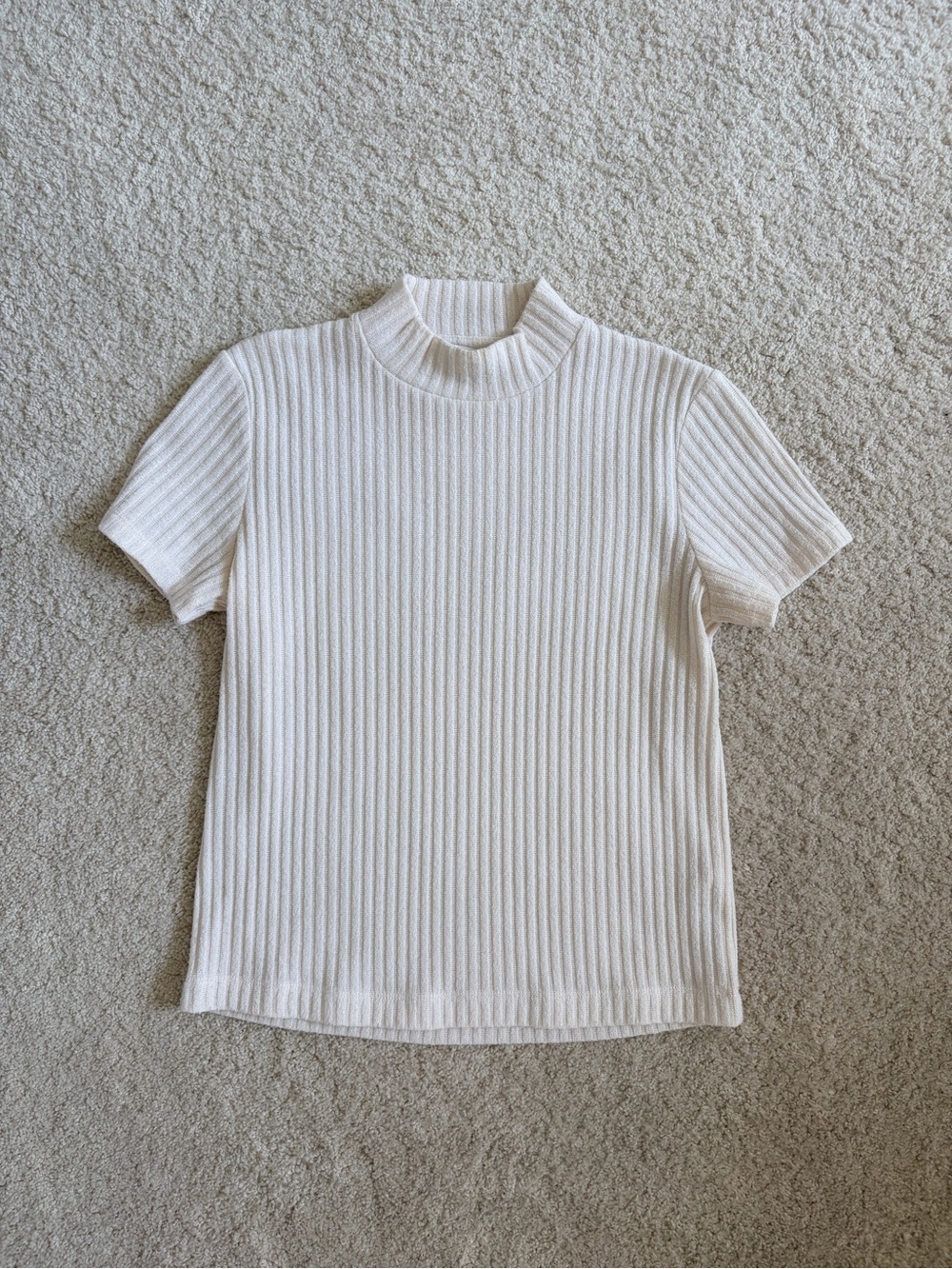 Vince Women’s Cream Ribbed Mock-Neck Top Size S